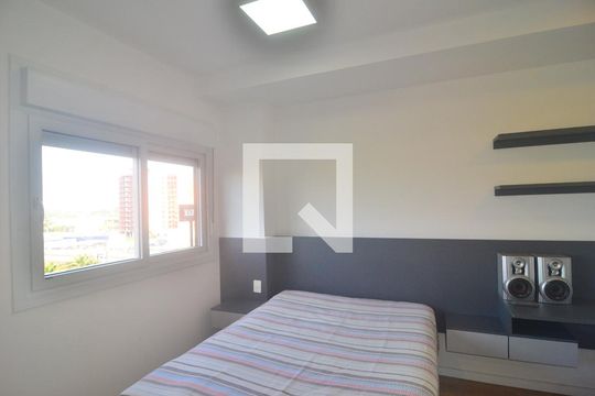 Dormitório de apartamento à venda com 1 quarto, 38m² em Marechal Rondon, Canoas