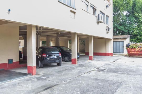 Garagem de apartamento à venda com 1 quarto, 40m² em Taquara, Rio de Janeiro