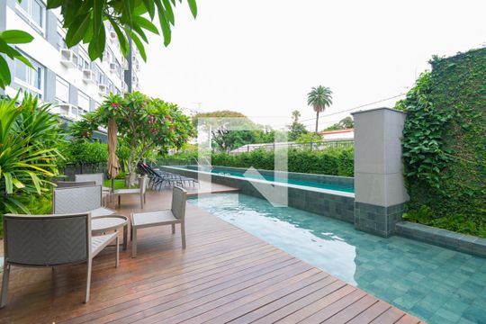 Área comum - Piscina de apartamento à venda com 2 quartos, 54m² em Teresópolis, Porto Alegre