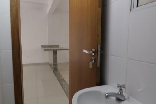 Lavabo de casa de condomínio à venda com 3 quartos, 105m² em Vila Prudente, São Paulo