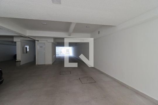 Garagem de apartamento à venda com 2 quartos, 55m² em Campestre, Santo André