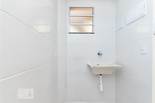Área de serviço de apartamento à venda com 2 quartos, 35m² em Vila Campanela, São Paulo