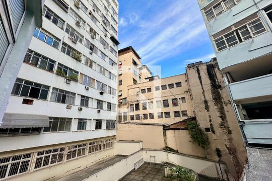 Vista de kitnet/studio à venda com 1 quarto, 20m² em Centro, Rio de Janeiro