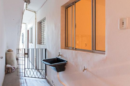 Área de serviço de casa para alugar com 2 quartos, 40m² em Parque Continental I, Guarulhos