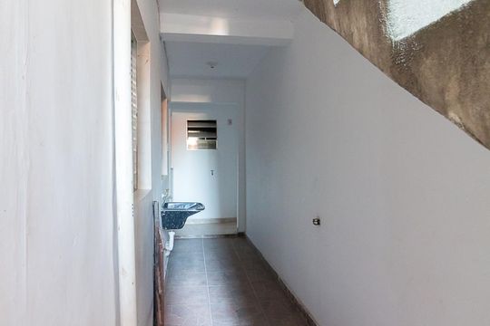 Entrada da casa de casa para alugar com 2 quartos, 40m² em Parque Continental I, Guarulhos