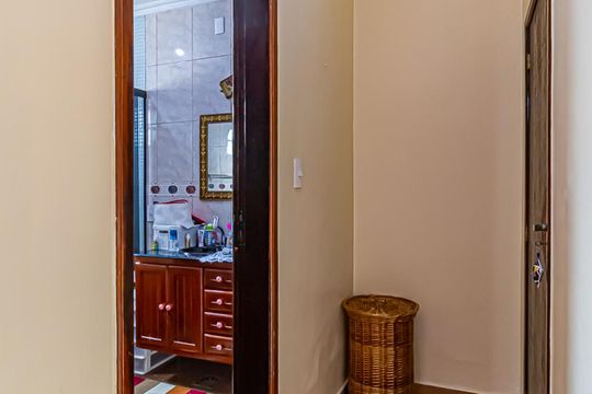 Entrada do Banheiro da Suíte de casa à venda com 3 quartos, 600m² em Pechincha, Rio de Janeiro