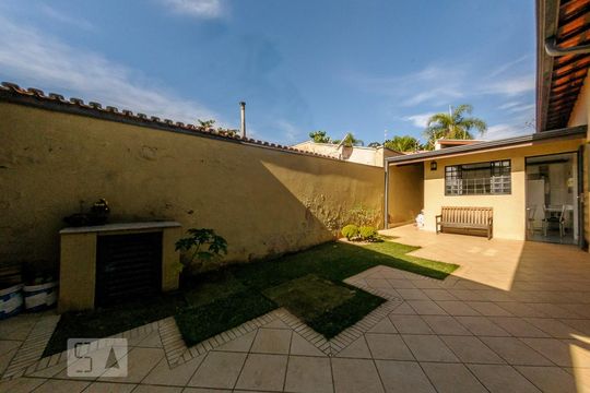 Quintal de casa à venda com 4 quartos, 500m² em Chácara da Barra, Campinas