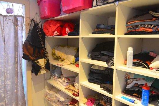 Closet de casa à venda com 2 quartos, 70m² em Harmonia, Canoas