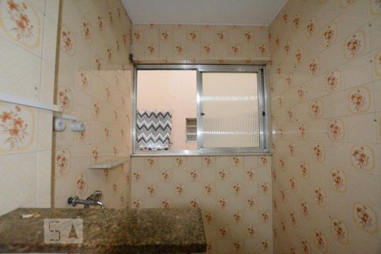 Cozinha de apartamento à venda com 2 quartos, 70m² em Olaria, Rio de Janeiro