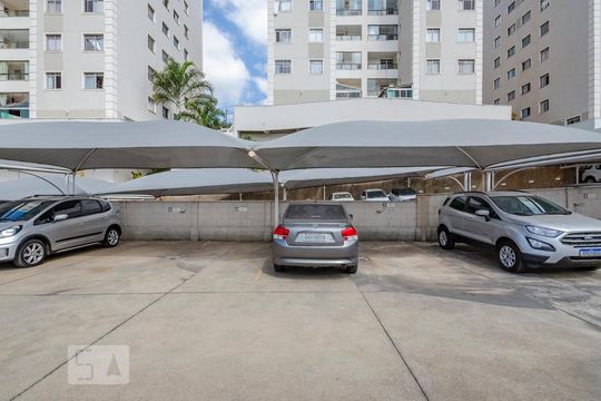 Garagem de apartamento para alugar com 3 quartos, 78m² em Buritis, Belo Horizonte