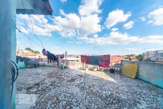 Vista da Sala de casa à venda com 1 quarto, 151m² em Parque João Ramalho, Santo André