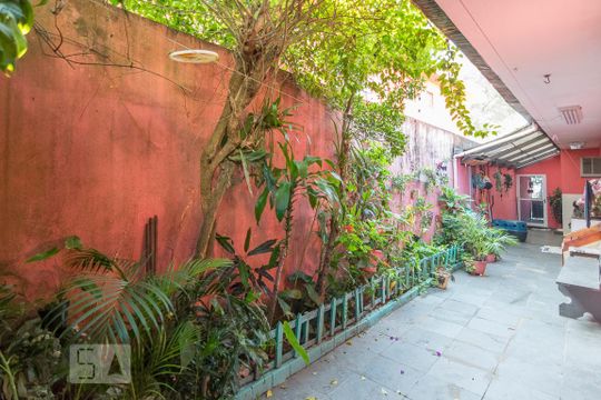 Quintal de casa para alugar com 3 quartos, 100m² em Vila Guiomar, Santo André