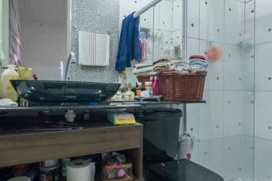 Banheiro da Suíte de casa para alugar com 3 quartos, 100m² em Vila Guiomar, Santo André