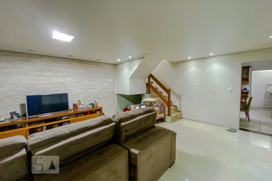 Sala de casa à venda com 3 quartos, 133m² em Capão do Embira, São Paulo