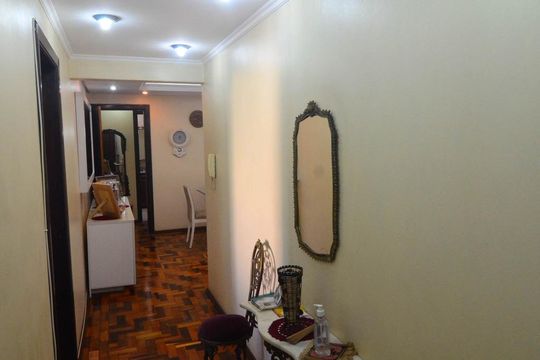 Corredor de apartamento à venda com 3 quartos, 130m² em Centro, Canoas