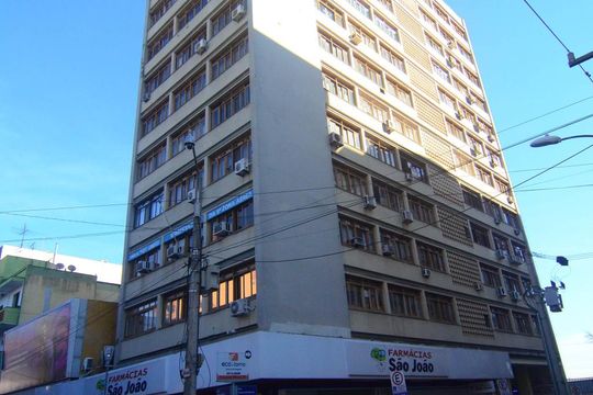 Fachada de apartamento à venda com 3 quartos, 130m² em Centro, Canoas