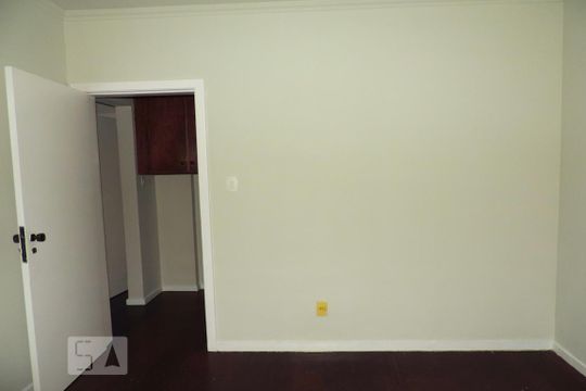 Quarto 1 de apartamento para alugar com 1 quarto, 43m² em Centro, Florianópolis