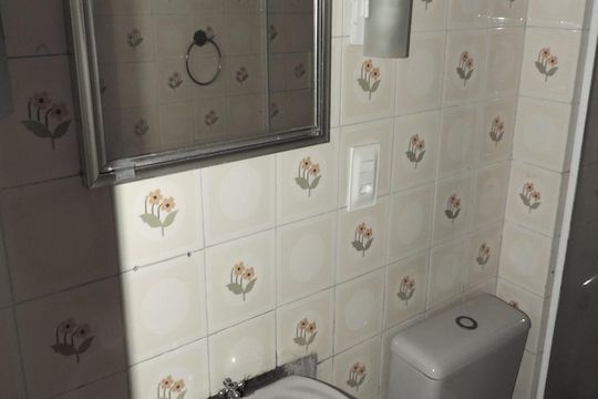 Banheiro - Torneira de apartamento para alugar com 1 quarto, 43m² em Centro, Florianópolis