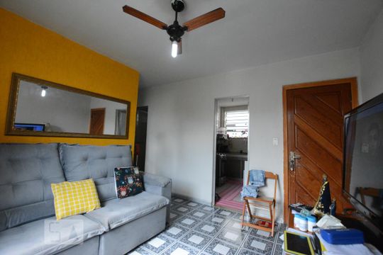 Sala de apartamento à venda com 3 quartos, 118m² em Olaria, Rio de Janeiro