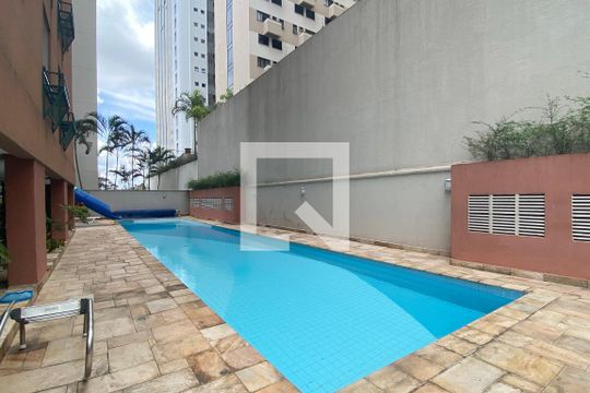 Piscina de apartamento para alugar com 2 quartos, 86m² em Alphaville Industrial, Barueri