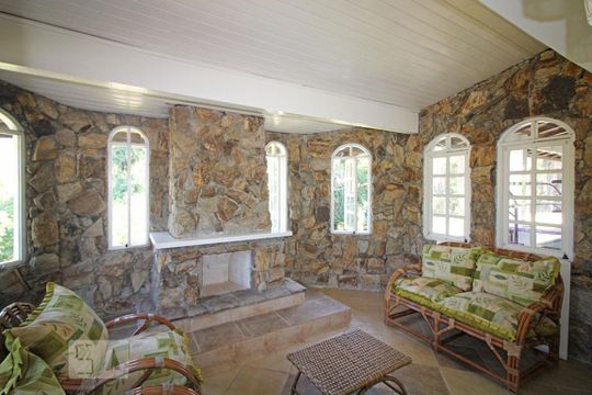 Suíte Master de casa para alugar com 6 quartos, 1600m² em Chácara Represinha, Cotia