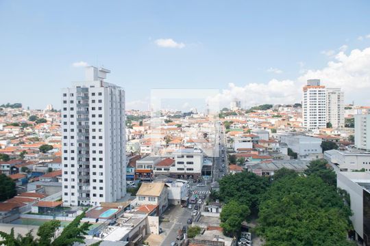 Vista Quarto 2 de apartamento para alugar com 2 quartos, 46m² em Jardim São Paulo, São Paulo