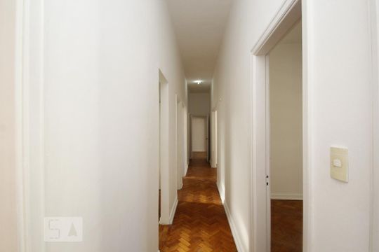 Corredor de apartamento para alugar com 4 quartos, 202m² em Flamengo, Rio de Janeiro