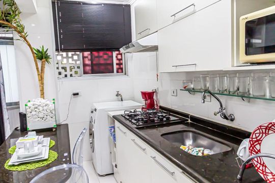 Cozinha de kitnet/studio à venda com 1 quarto, 43m² em Bela Vista, São Paulo