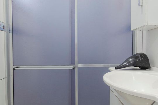 Banheiro Suíte de casa para alugar com 2 quartos, 65m² em Vila Bancária, São Paulo