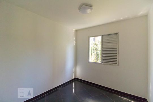 Quarto 1 de apartamento para alugar com 2 quartos, 55m² em Jardim Iris, São Paulo