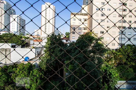 Vista de apartamento à venda com 2 quartos, 57m² em Sumaré, São Paulo
