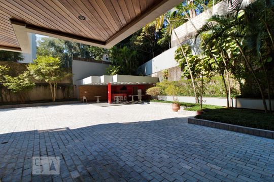 Área comum de apartamento para alugar com 4 quartos, 197m² em Vila Andrade, São Paulo