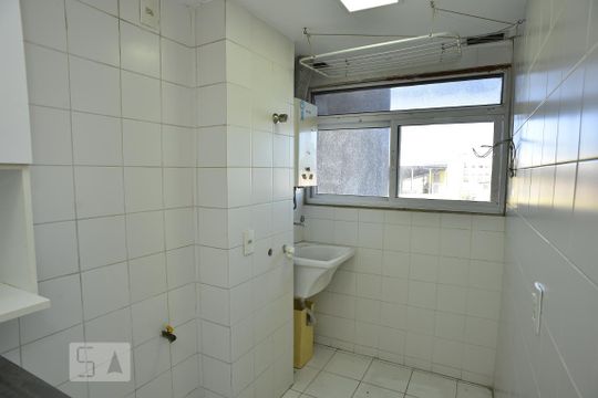 Cozinha de apartamento à venda com 3 quartos, 74m² em Taquara, Rio de Janeiro