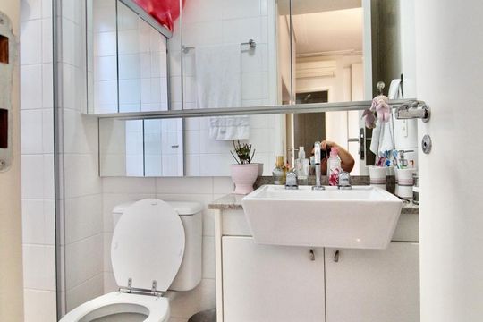 Banheiro da Suíte 2 de apartamento à venda com 3 quartos, 183m² em Campo Belo, São Paulo