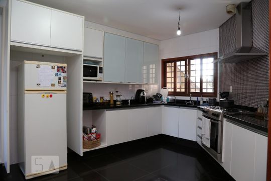 Cozinha de casa à venda com 4 quartos, 385m² em Jardim Colombo, São Paulo