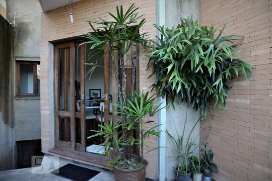 Área Externa de casa à venda com 4 quartos, 385m² em Jardim Colombo, São Paulo