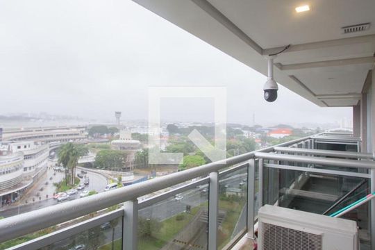 Varanda de kitnet/studio para alugar com 1 quarto, 41m² em Santo Amaro, São Paulo