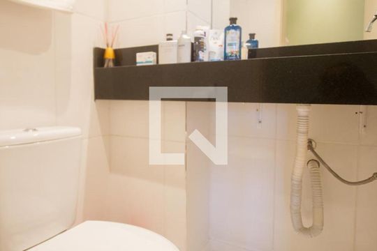 Banheiro de kitnet/studio para alugar com 1 quarto, 41m² em Santo Amaro, São Paulo