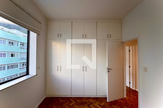 Quarto de apartamento para alugar com 2 quartos, 80m² em Botafogo, Rio de Janeiro