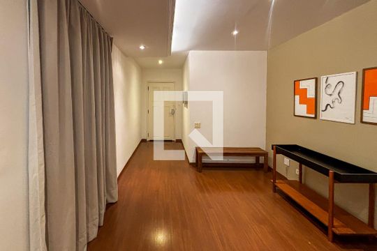 Sala de apartamento para alugar com 3 quartos, 106m² em Pinheiros, São Paulo