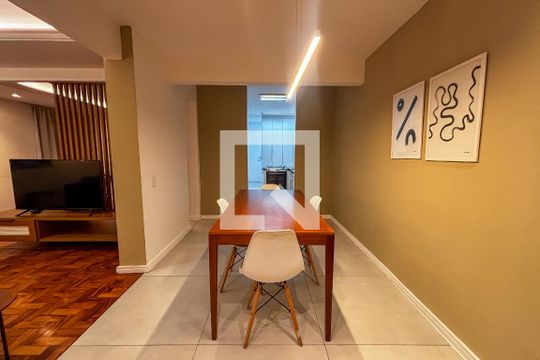 Sala de apartamento para alugar com 3 quartos, 106m² em Pinheiros, São Paulo