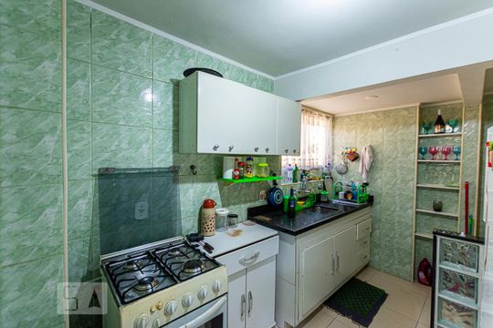Cozinha de apartamento à venda com 2 quartos, 60m² em Ingá, Niterói