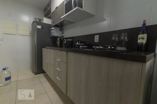 Cozinha de apartamento à venda com 3 quartos, 70m² em Recreio dos Bandeirantes, Rio de Janeiro