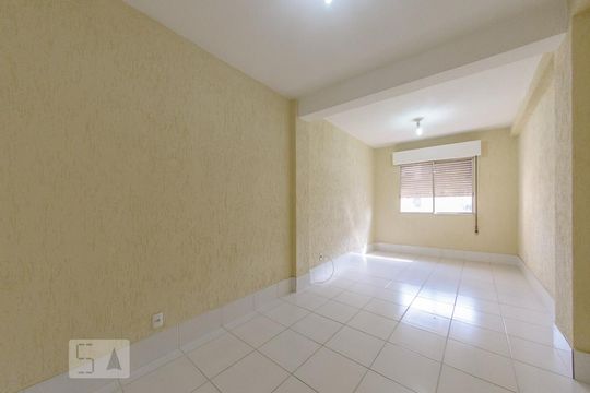 Kitnet/Studio para alugar com 1 quarto, 42m² em Centro, Campinas