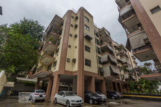 Fachada do bloco de apartamento à venda com 3 quartos, 110m² em Freguesia (jacarepaguá), Rio de Janeiro