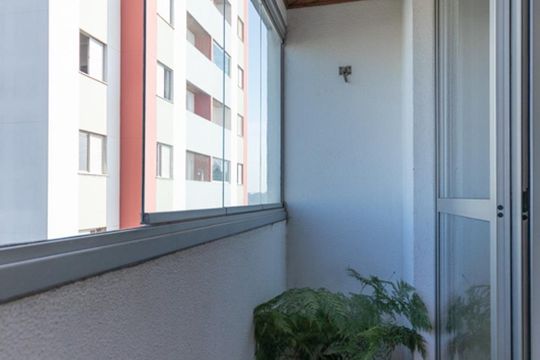 Sacada  de apartamento à venda com 2 quartos, 74m² em Vila Taquari, São Paulo