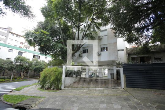 Fachada de apartamento para alugar com 1 quarto, 53m² em Petrópolis, Porto Alegre