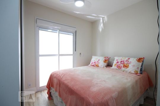 Suíte de apartamento à venda com 2 quartos, 67m² em Vila Água Funda, São Paulo