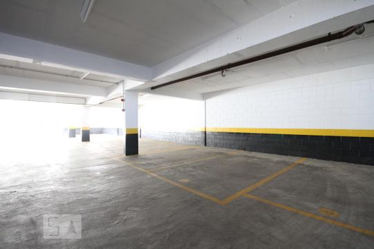 Garagem de apartamento à venda com 2 quartos, 67m² em Vila Água Funda, São Paulo
