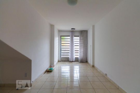 Sala de casa à venda com 2 quartos, 70m² em Planalto Paulista, São Paulo
